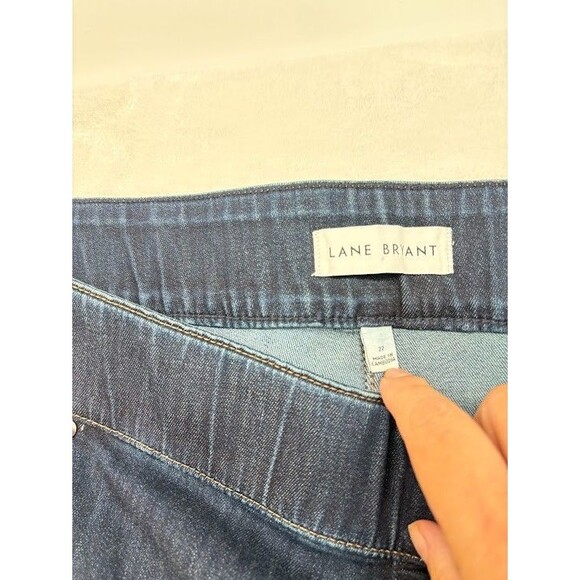 Lane Bryant Women's Pull On Flare Leg Jeans Plus Size 22 NWT - Picture 5 of 9